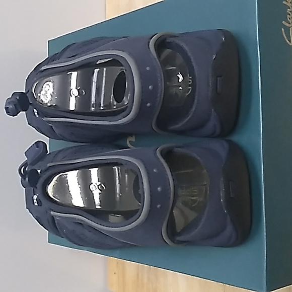 Brand NIB Women's Size 8 Clark's Springers - Picture 4 of 5